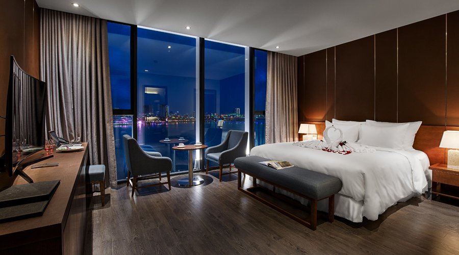 GRAND SUITE 