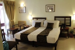 Room & Suite
