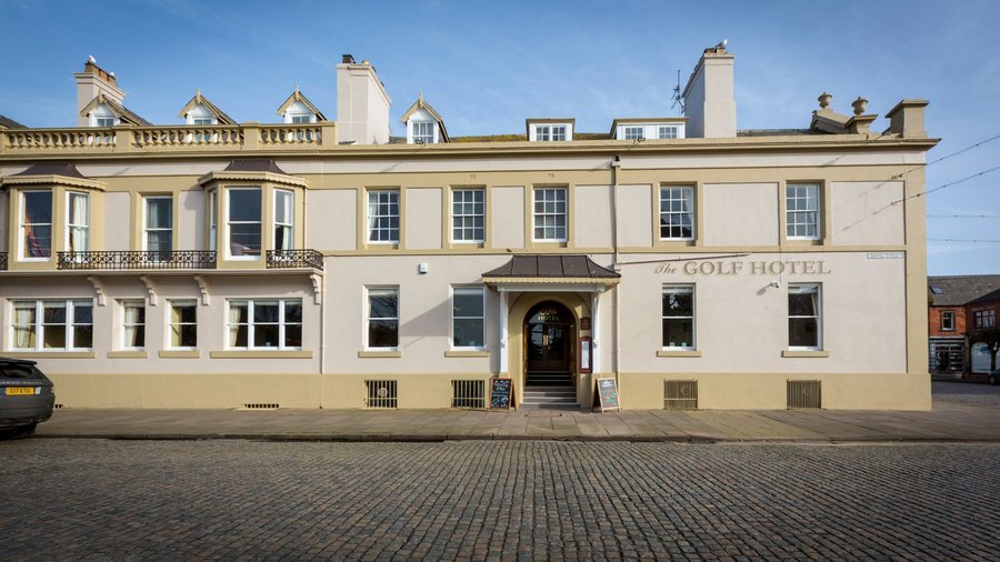 Hotel Front March 2017