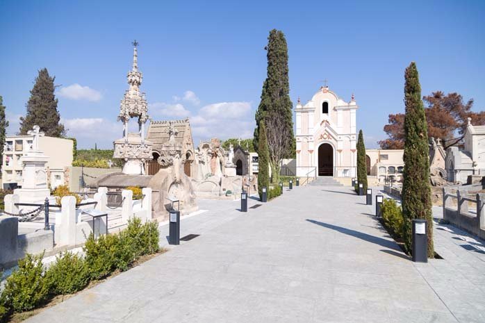 Imagen 3 de Cementerio modernista