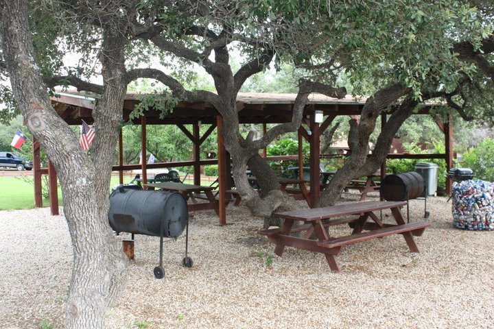 CANYON LAKE CABINS COTTAGES Prices Cottage Reviews Texas