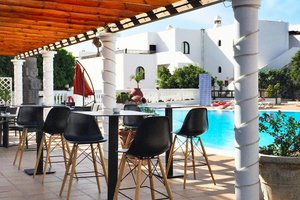 Piscina e praia