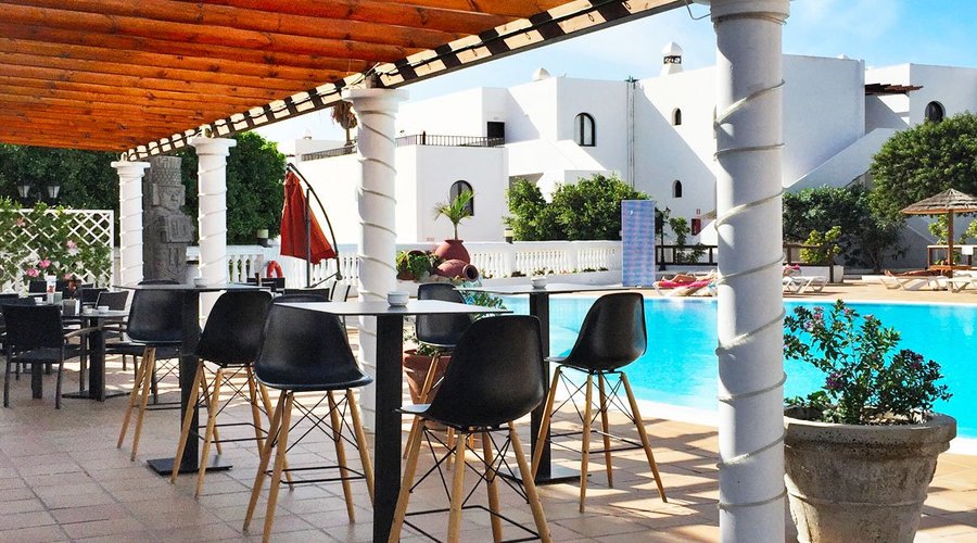 Teguisol Pool Bar Restaurant