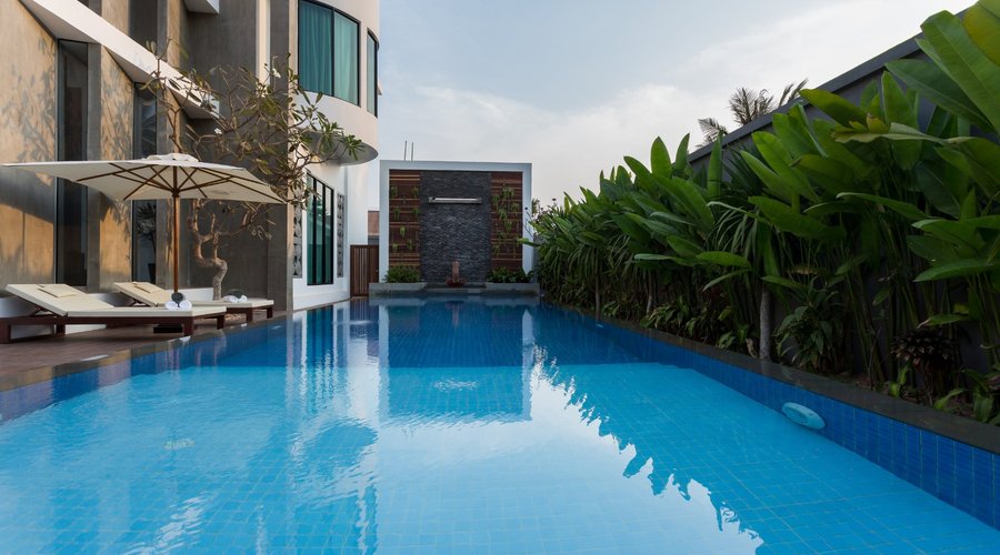 Outdoor Swimming Pool