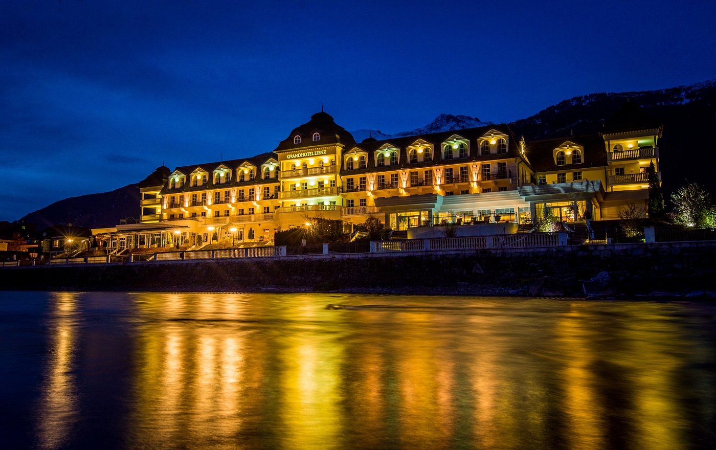 GRAND HOTEL LIENZ - Prices & Reviews (Austria)