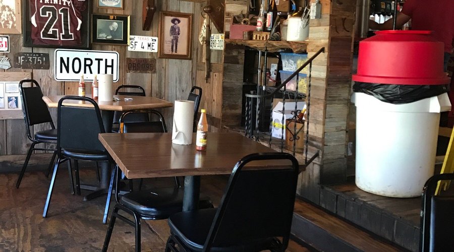 Augie's Barbed Wire Smokehouse