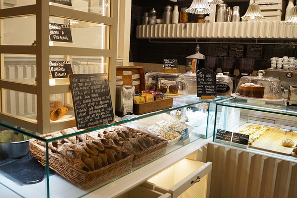 Cafe Pasticceria Dagnino: Sicilian Bakery in Rome - An American in Rome