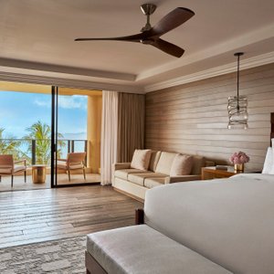 Elite Presidential Suite bedroom