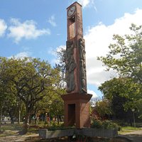PRAÇA HONORATO: monumento à imigração alemã