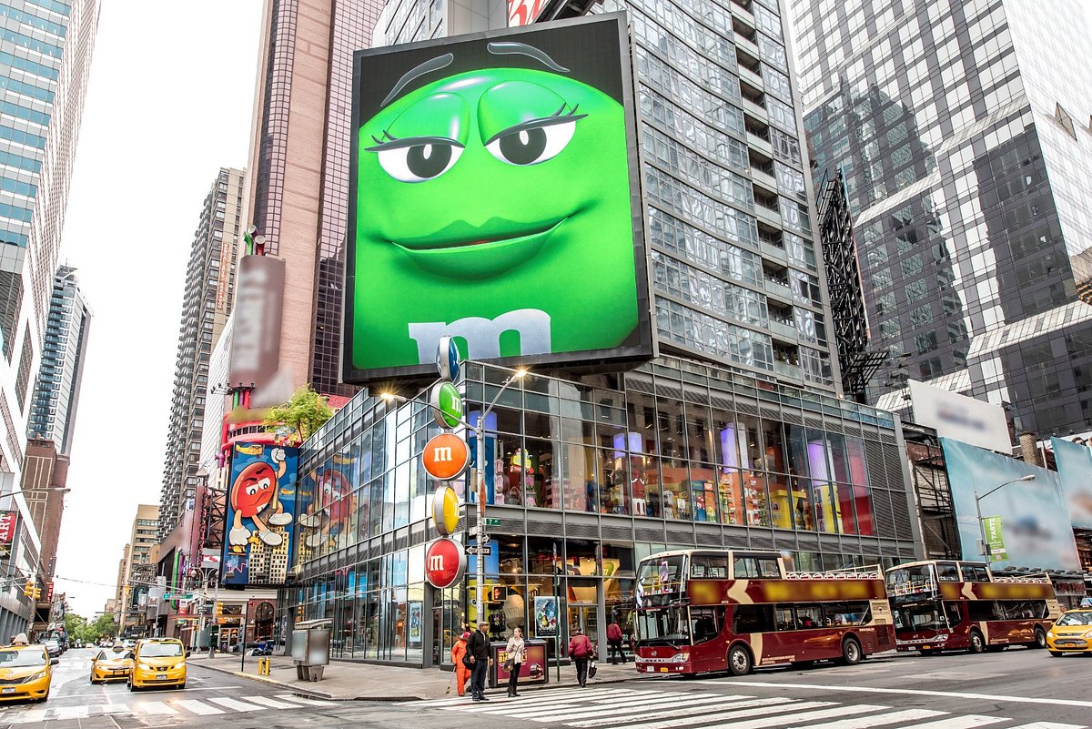 Have You Seen one of These Ladies Only M&M Bags New York