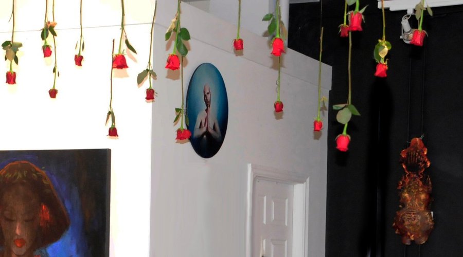 Fresh Roses hanging from the ceiling at GOQ