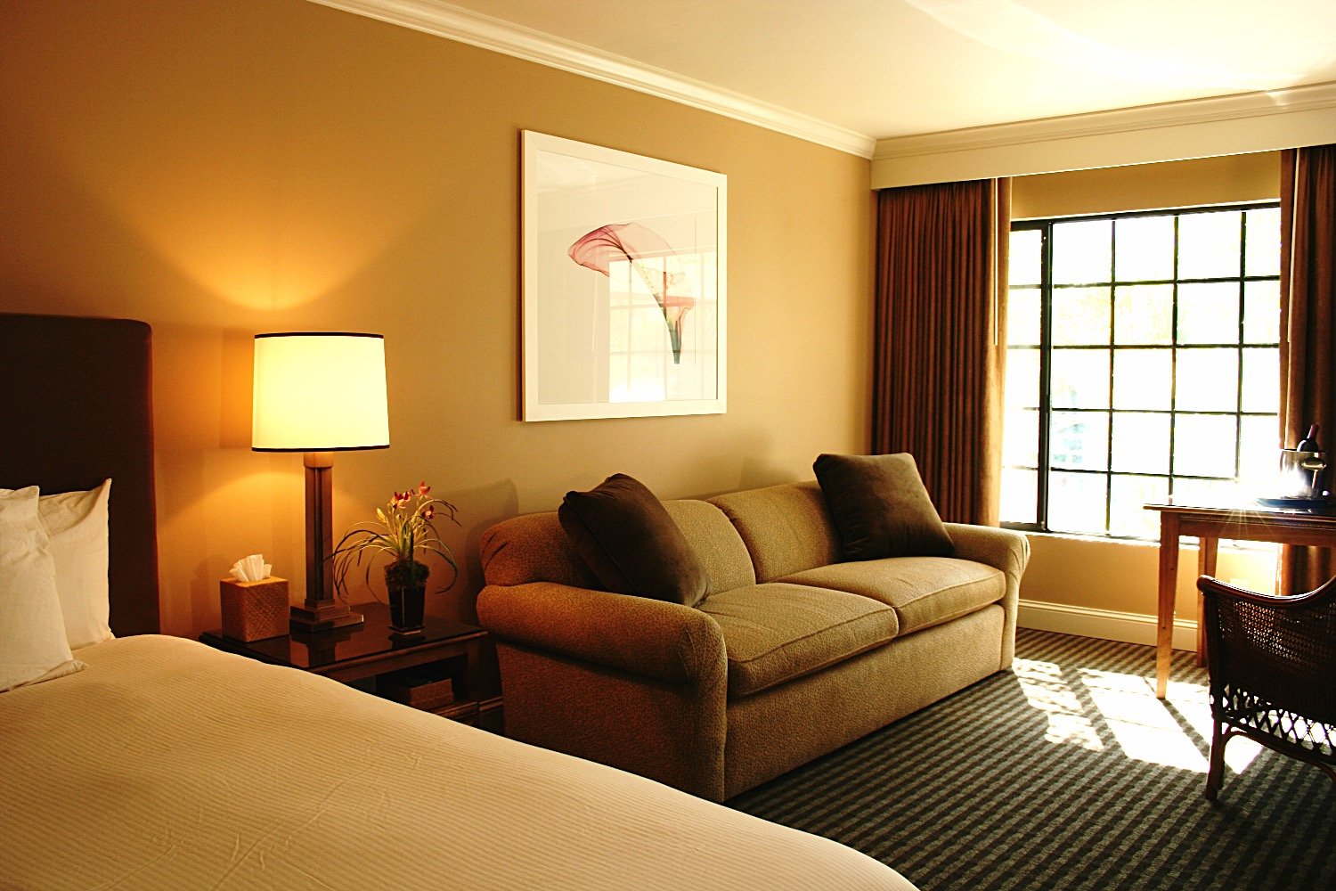 Hotel photo 8 of Descanso Men's Resort.