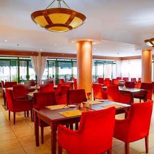 Boma Inn Nairobi offers restaurants that cater for the various discerning tastes 