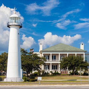 places to visit in south mississippi