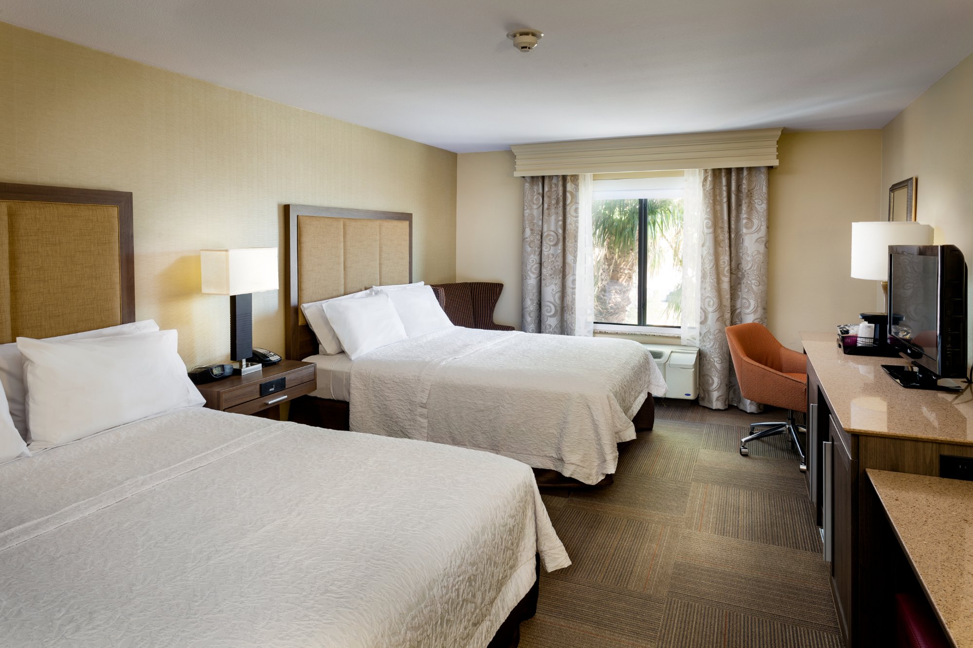 Hotel photo 5 of Hampton Inn & Suites Las Vegas-Red Rock/Summerlin.