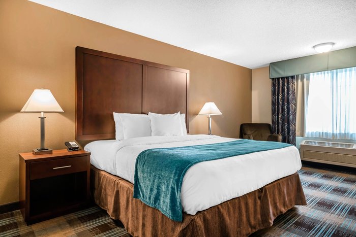 CLARION INN NEAR JBLM $111 ($̶1̶2̶4̶) - Prices & Motel Reviews - Tacoma, WA