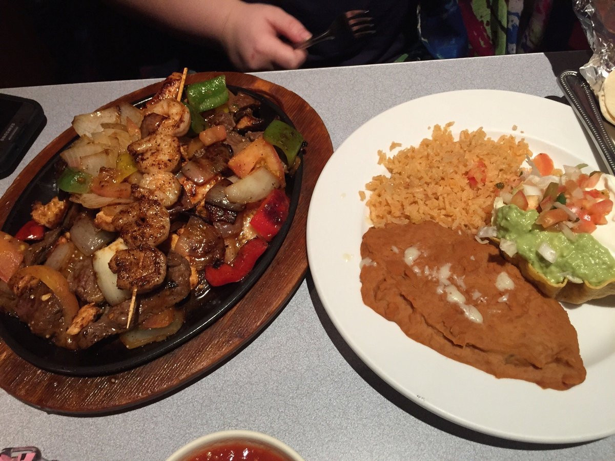 EL PORTON MEXICAN RESTAURANT, Little Rock - 12111 W Markham St Ste 450 ...