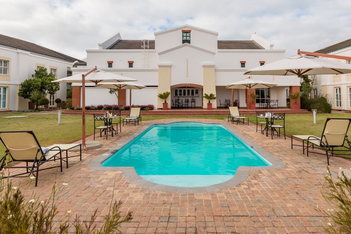 Town Lodge George Pool Pictures & Reviews - Tripadvisor