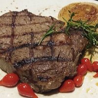 아웃백에서 먹었던 스테이크 맛있어요