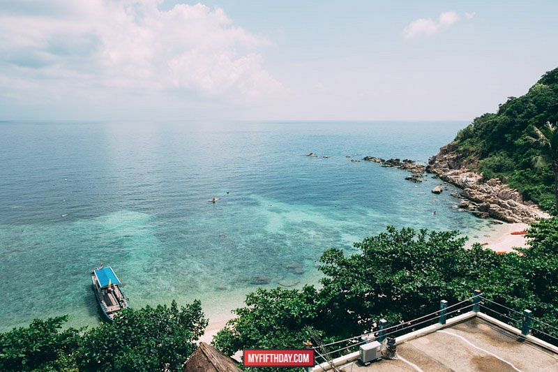 Sai Daeng Beach image