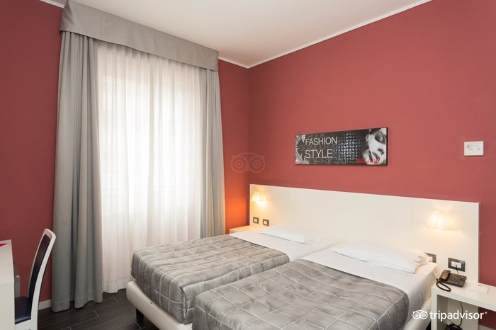 SMART HOTEL MILANO $119 ($̶1̶3̶7̶) - Prices & Reviews - Milan, Italy