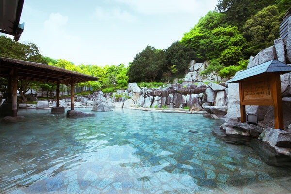青山ガーデンリゾート ホテルローザブランカ