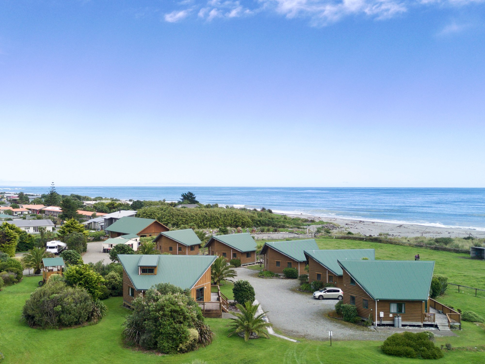 Pet friendly holiday accommodation west coast 2025