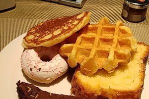 餐饮