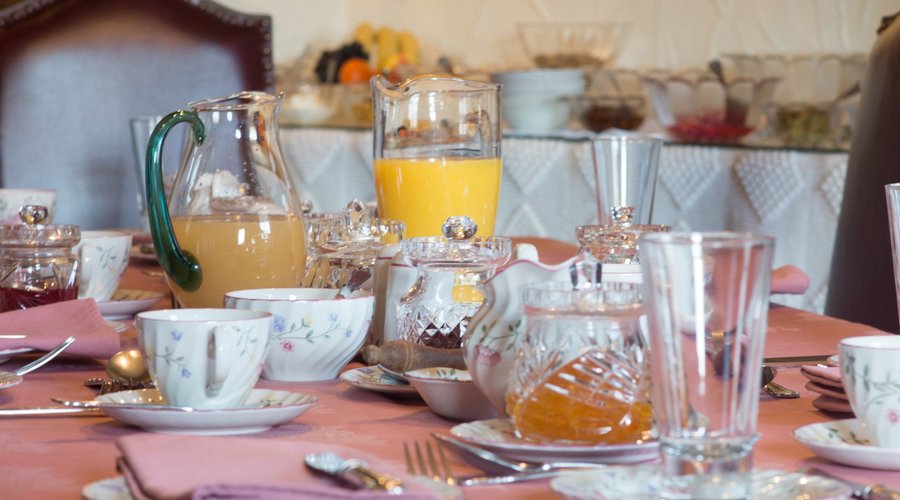 Breakfast at Underleigh House