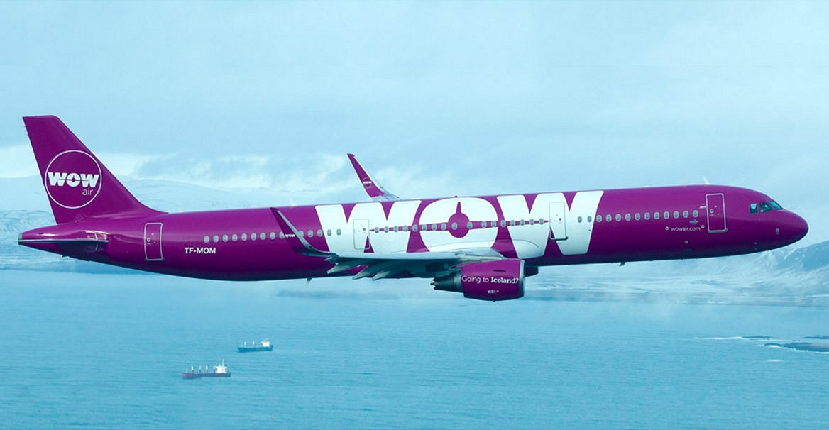 WOW air [no longer operating] Flights and Reviews (with photos