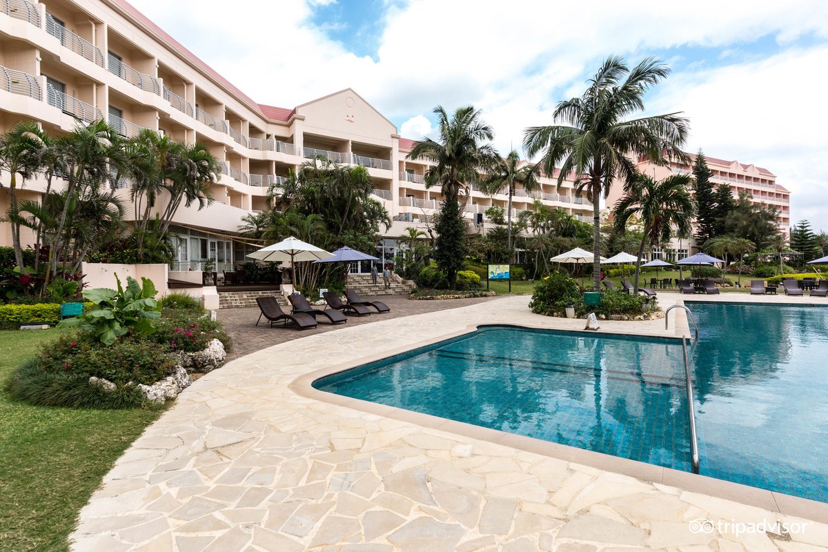 Hotel Breeze Bay Marina Pool Pictures & Reviews - Tripadvisor