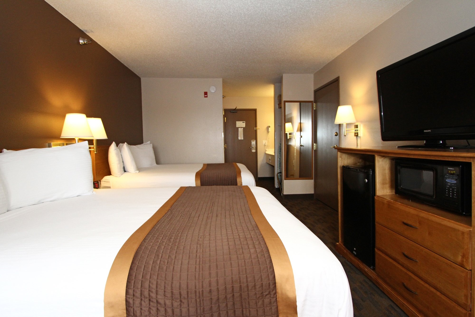 Hotel photo 1 of New Victorian Suites.
