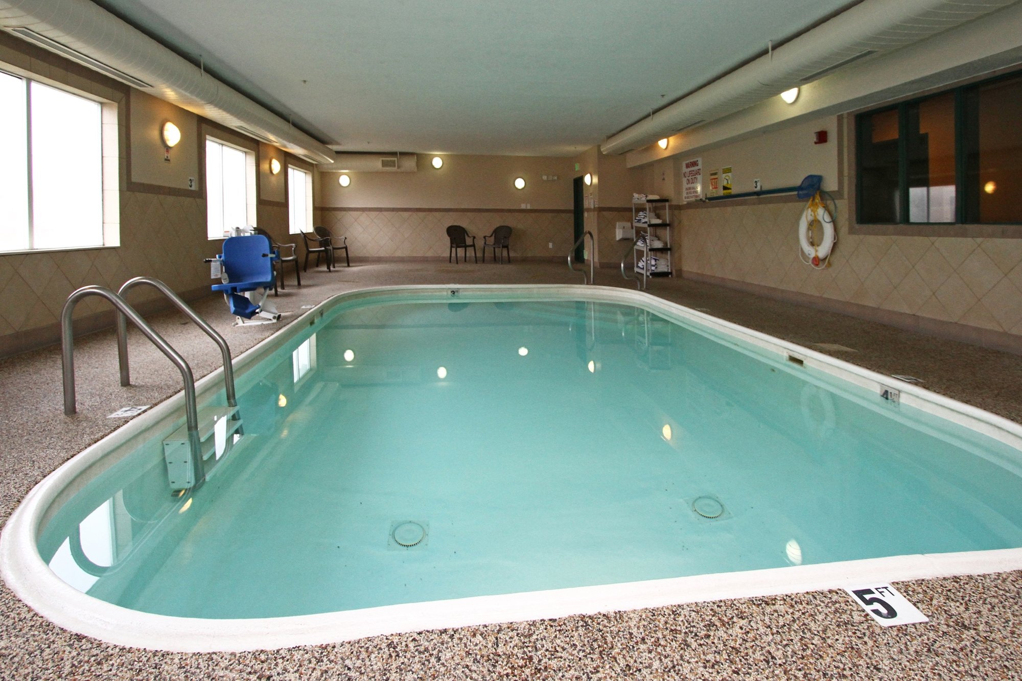Hotel photo 34 of New Victorian Suites.