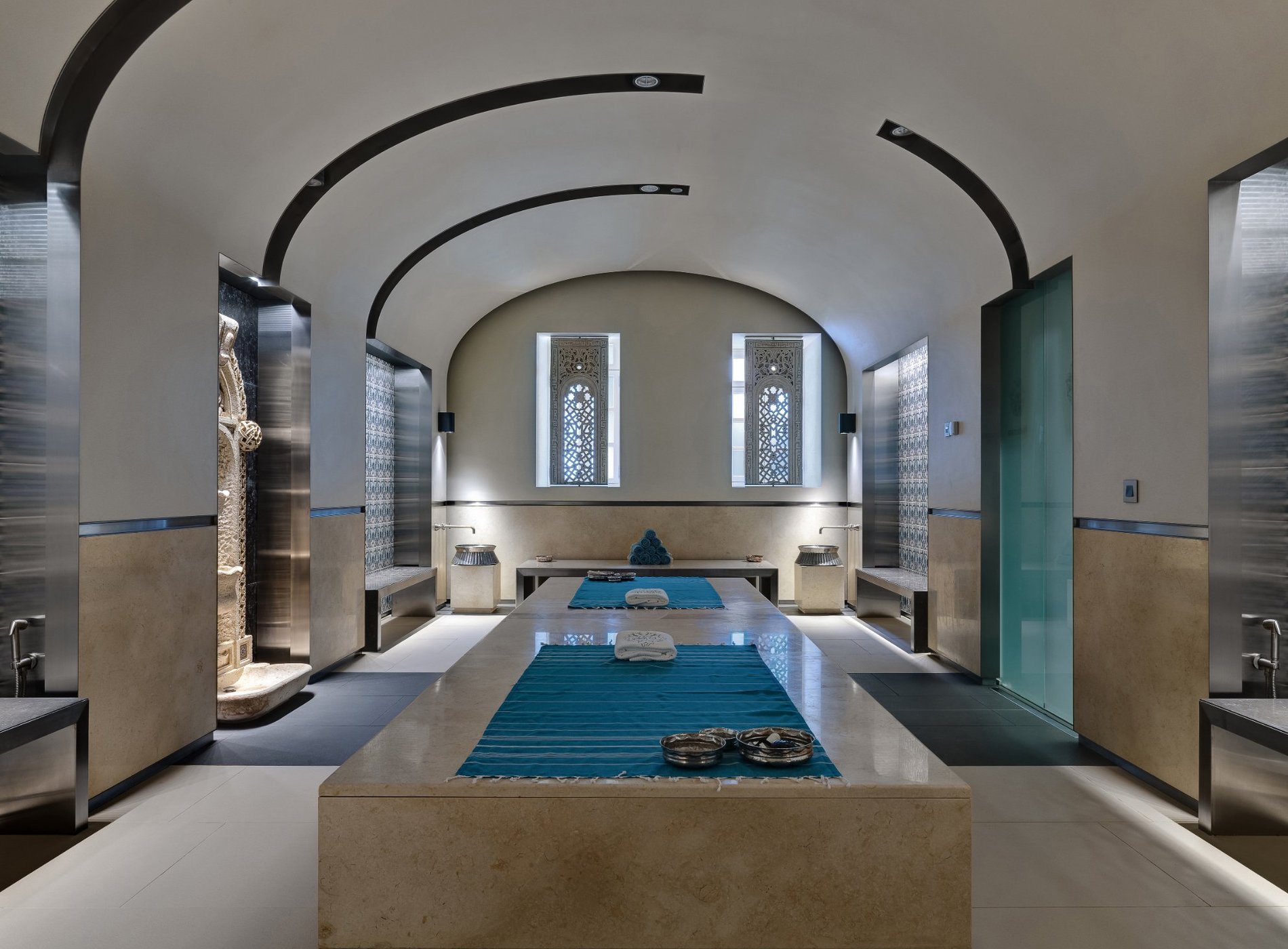 Al Bustan Hotel by null