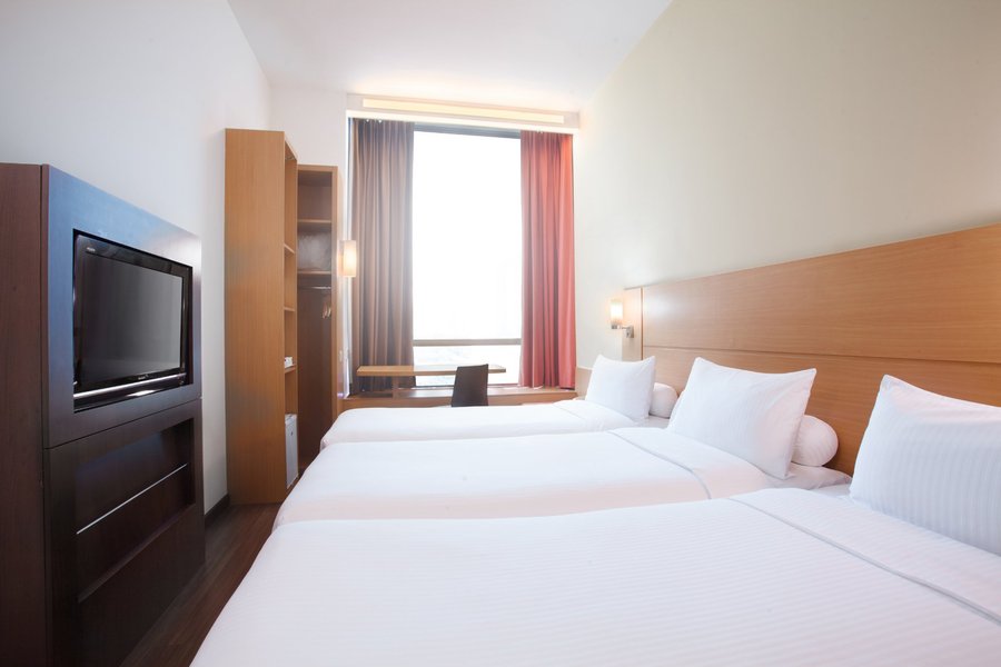 Ibis Singapore Novena Rooms Pictures Reviews Tripadvisor