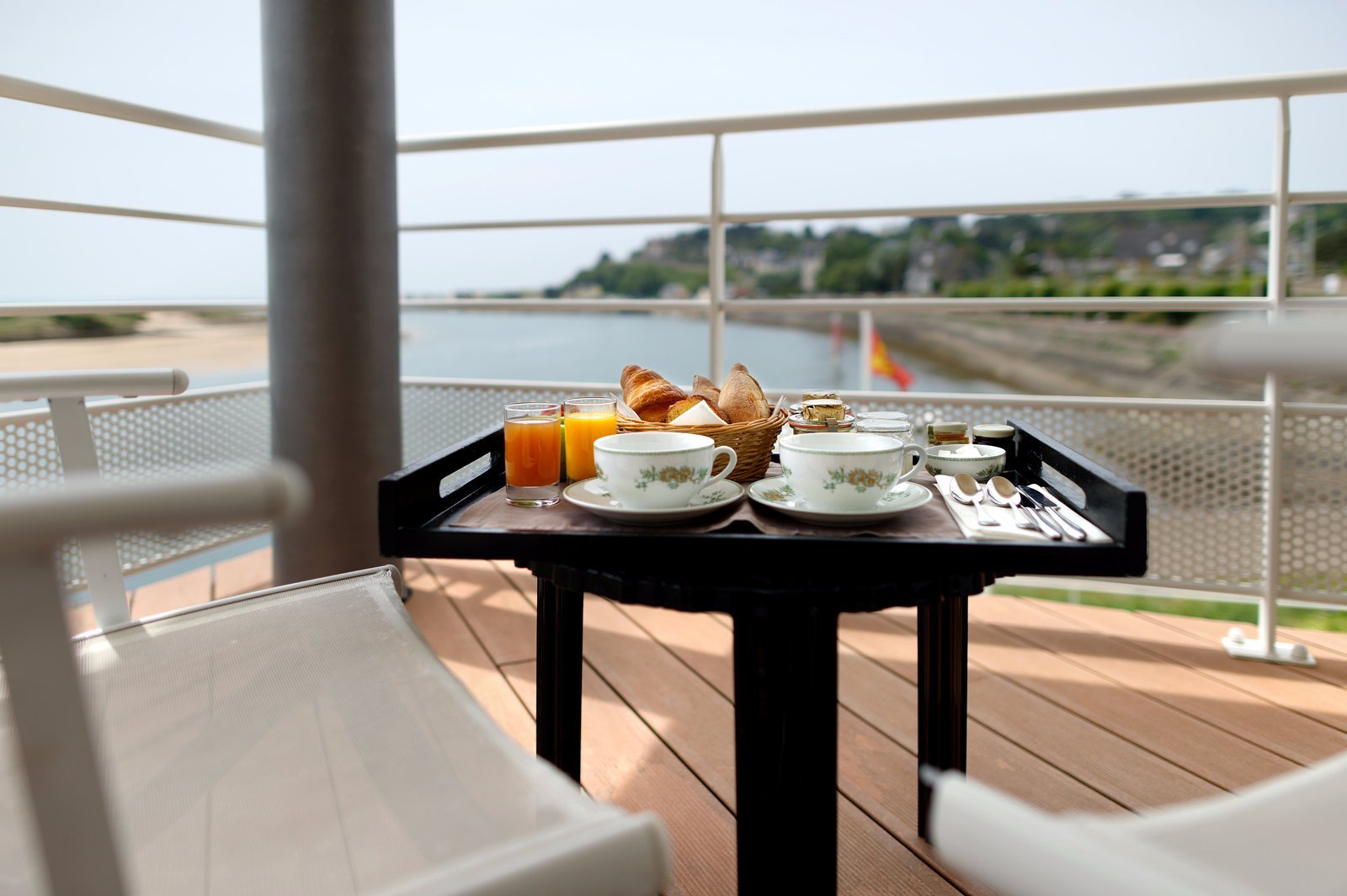 Hôtel la Marine by null