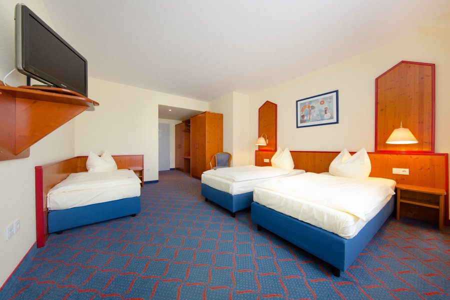 MONTANA HOTEL KASSEL-SUD - Updated 2021 Prices, Reviews, and Photos