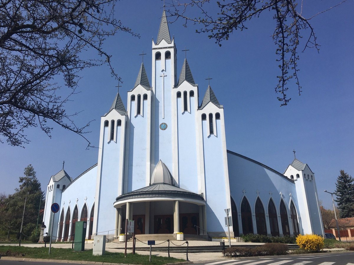 Holy Spirit Catholic Church, Хевиз - Tripadvisor