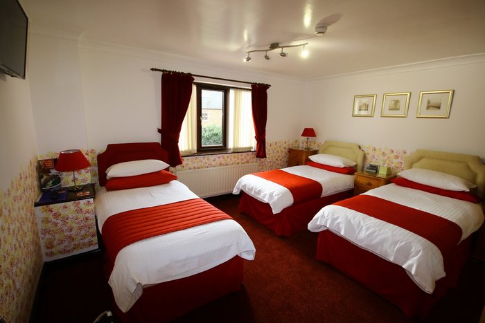 EAGLES GUEST HOUSE - Reviews (Lincoln/North Hykeham, UK)