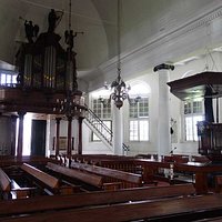 kansel en orgel