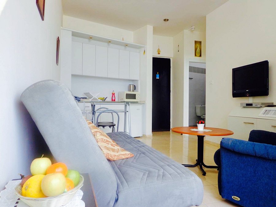 COLONY BEACH BAT YAM APARTMENTS - Updated 2020 Prices, Hotel Reviews ...