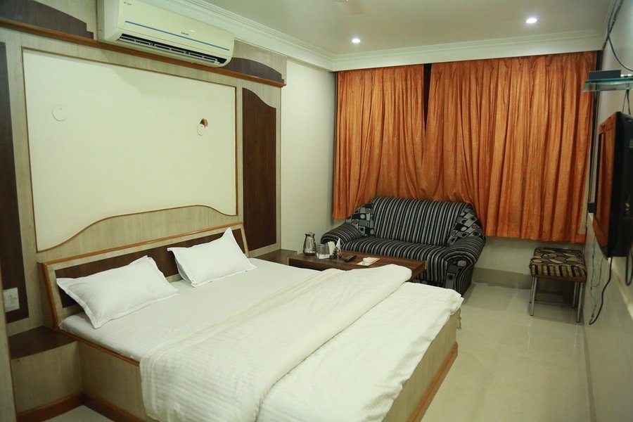 HOTEL RAJ SHERONZ (Sri Ganganagar, Rajasthan) - Hotel Reviews, Photos ...