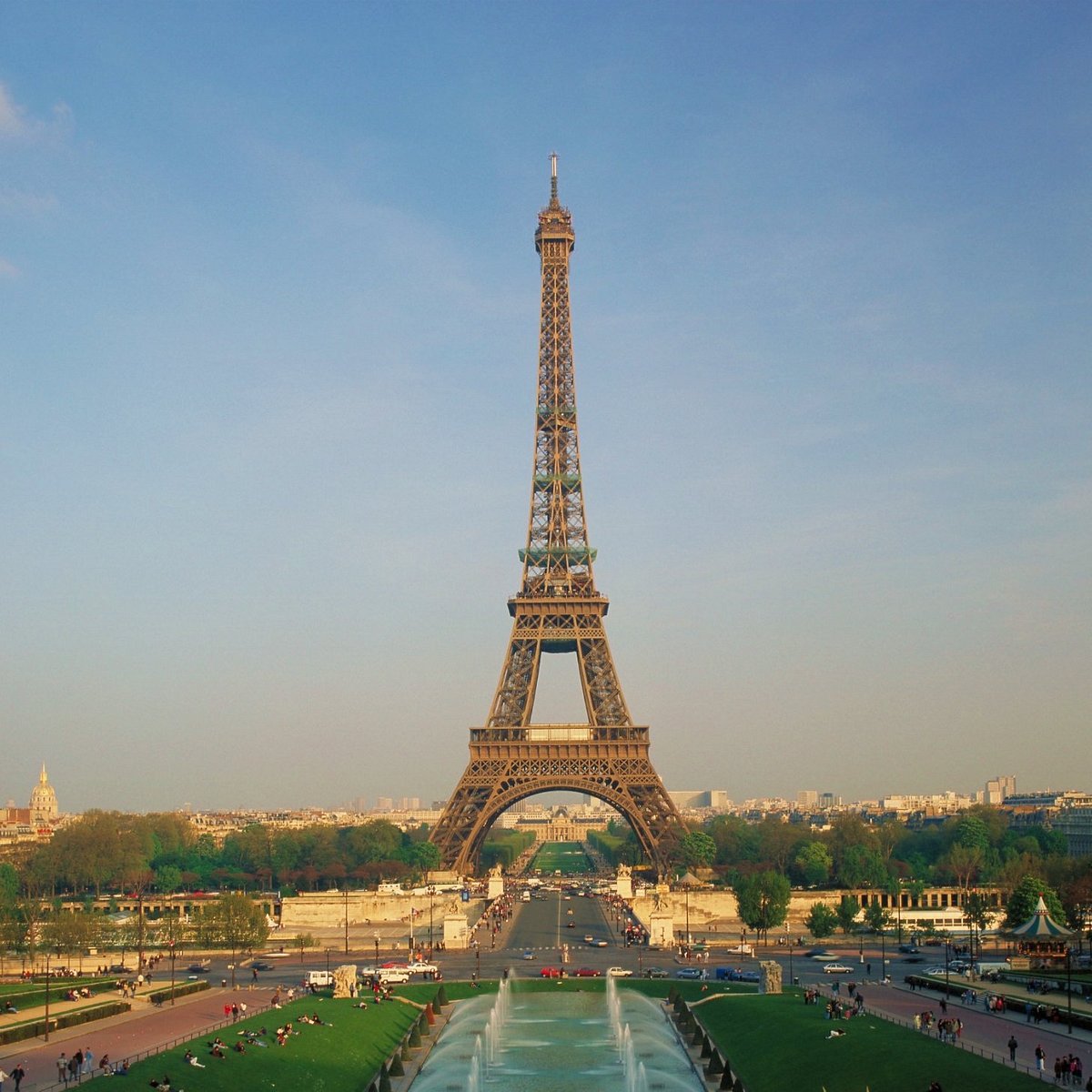 AQUÁRIO PERTO DA TORRE EIFFEL: DUAS VISITAS DE UMA SÓ VEZ? 