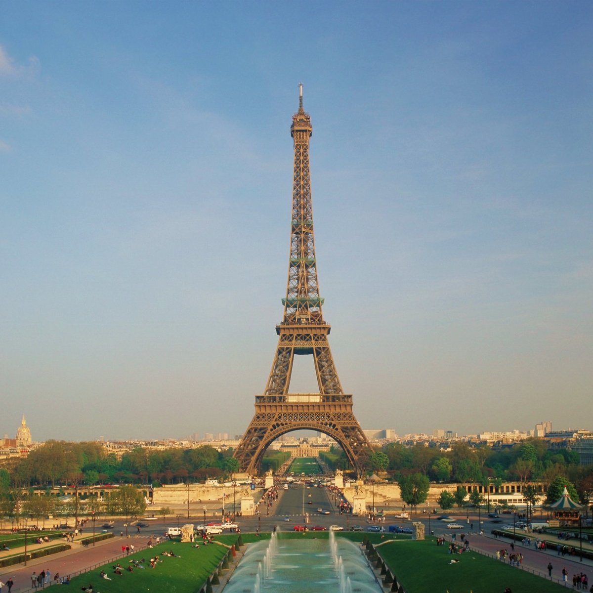 AQUÁRIO PERTO DA TORRE EIFFEL: DUAS VISITAS DE UMA SÓ VEZ? 