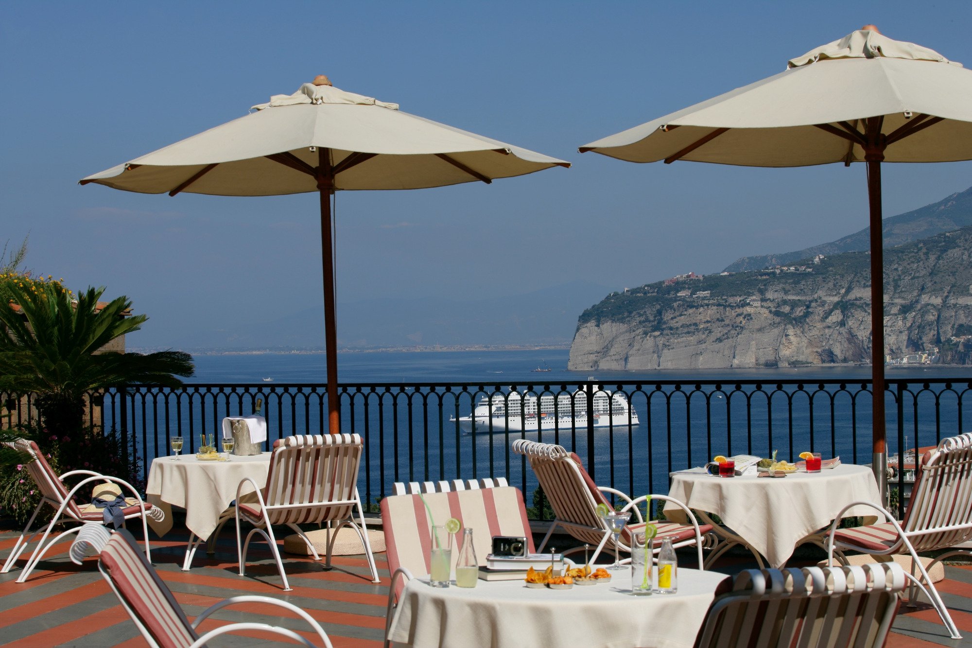 Hotel photo 34 of Grand Hotel Capodimonte.