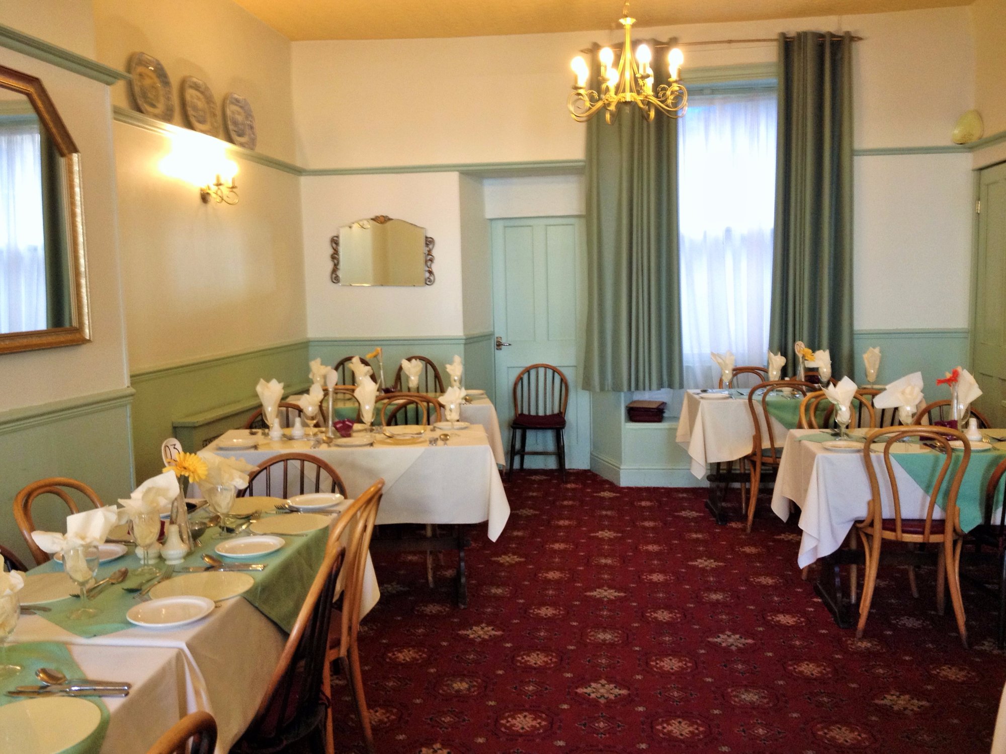 THE WAVERLEY HOTEL (Whitehaven, UK) - Foto's En Reviews - Tripadvisor