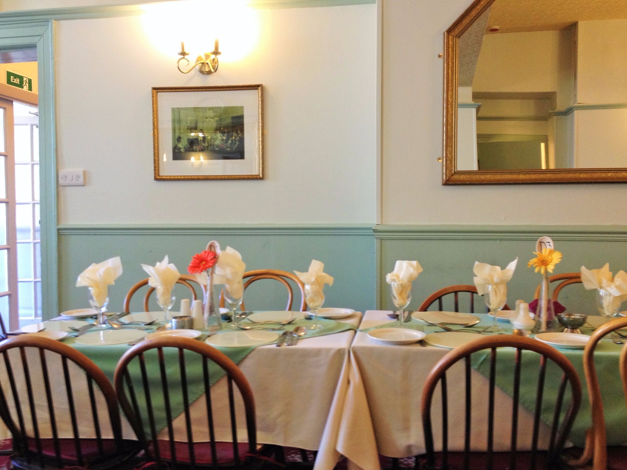 THE WAVERLEY HOTEL (Whitehaven, UK) - Foto's En Reviews - Tripadvisor