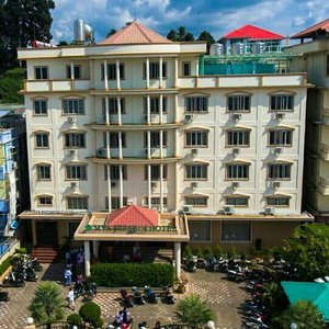 Myaseesein Hotel