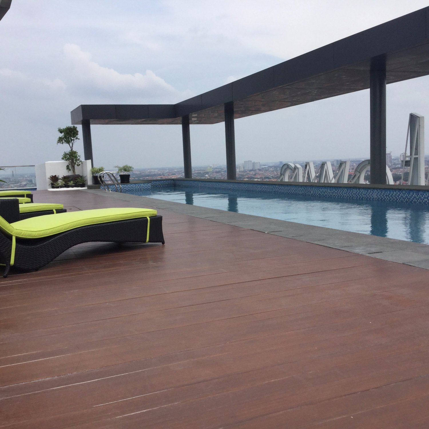 MIDTOWN RESIDENCE SURABAYA Updated 2024 Reviews Photos Prices   Roof Top Swiming Pool 