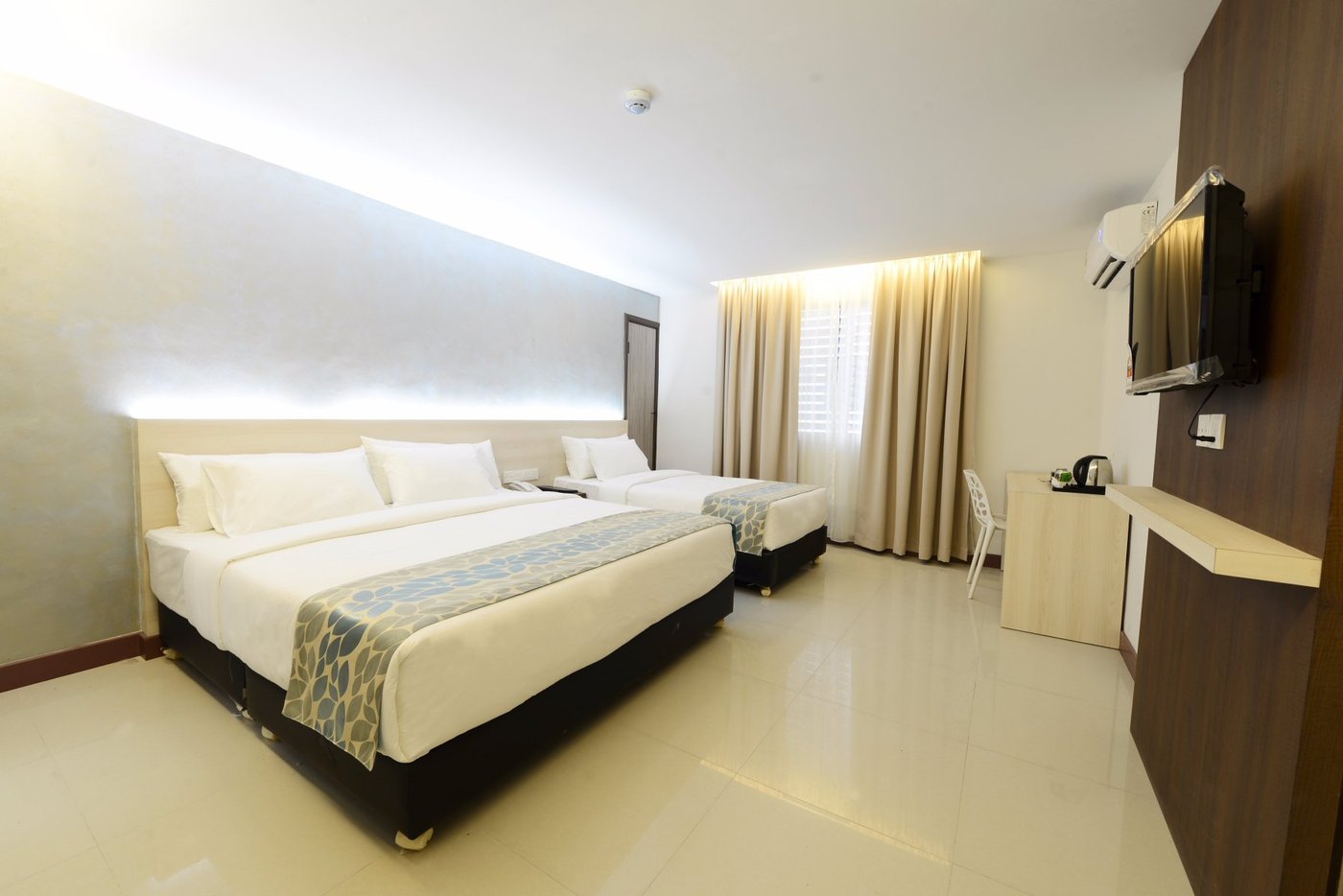 SAMUDRA HOTEL - Updated 2024 Reviews, Photos & Prices